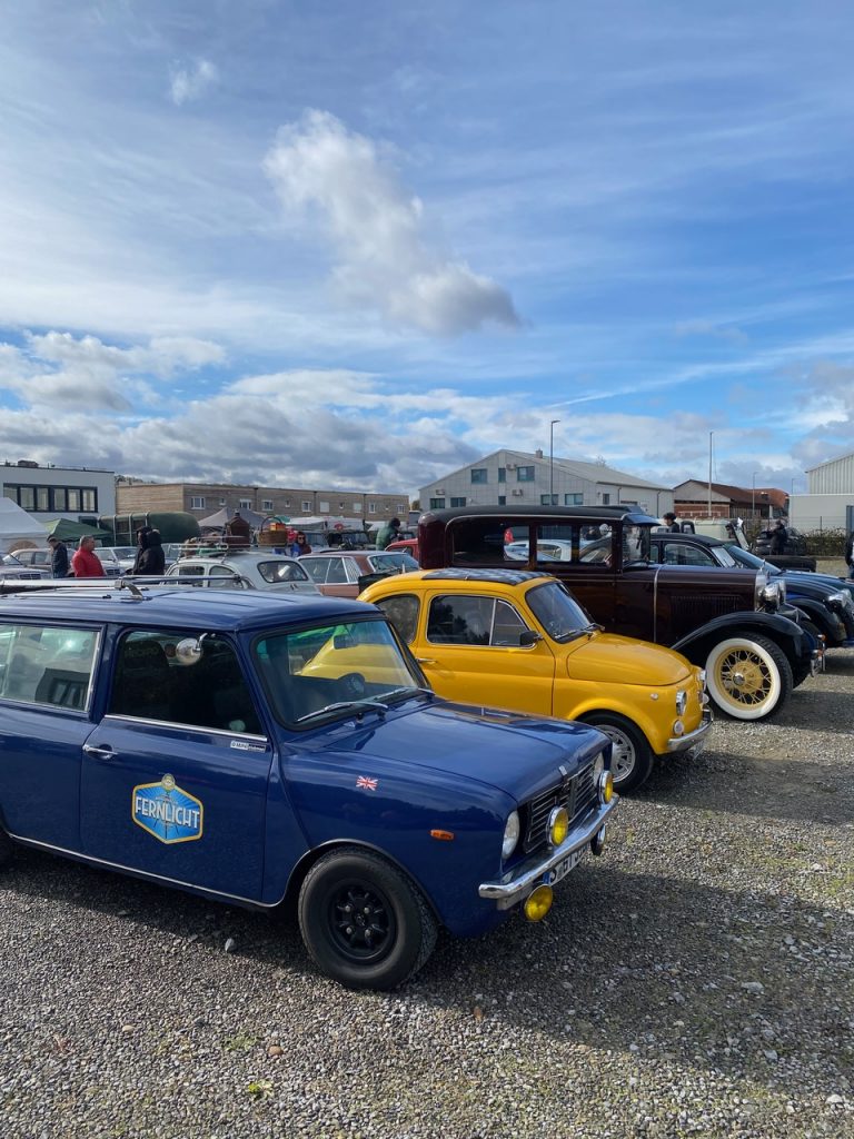 Herbst at its best – Oldtimergottesdienst und Tag der offenen Werkstatt in Hochdorf!
